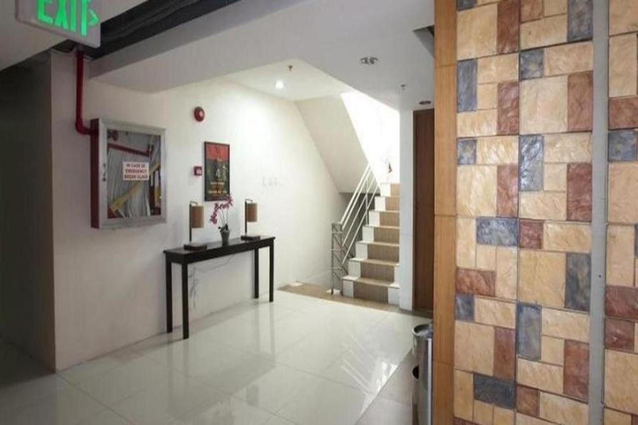 Valleyfront Hotel Cebu Bagian luar foto