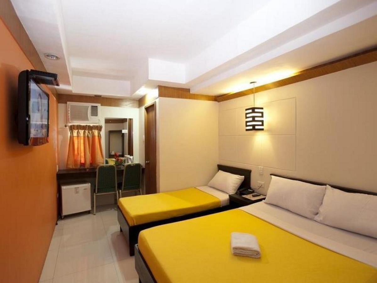 Valleyfront Hotel Cebu Bagian luar foto